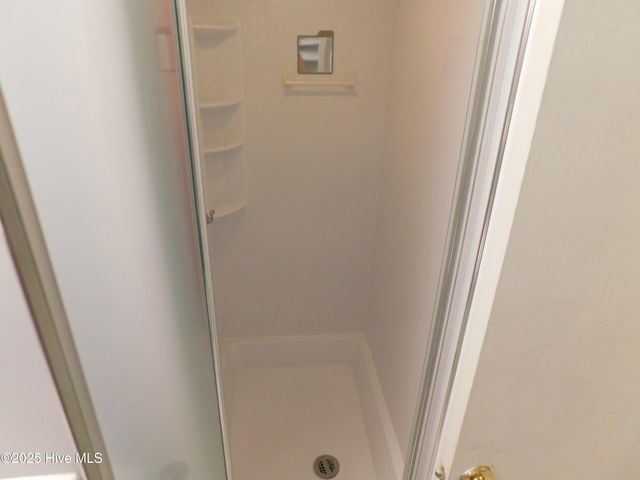 1010 W Scotsdale Road, Laurinburg, NC 28352