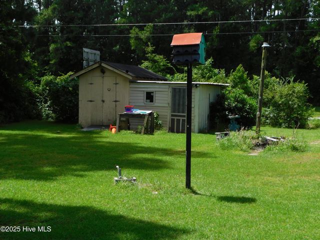 1010 W Scotsdale Road, Laurinburg, NC 28352