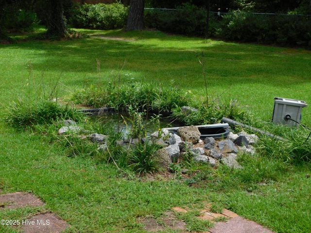 1010 W Scotsdale Road, Laurinburg, NC 28352