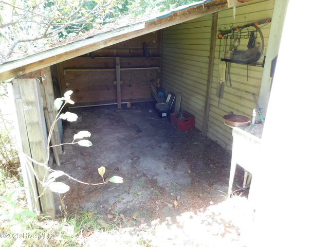 1010 W Scotsdale Road, Laurinburg, NC 28352