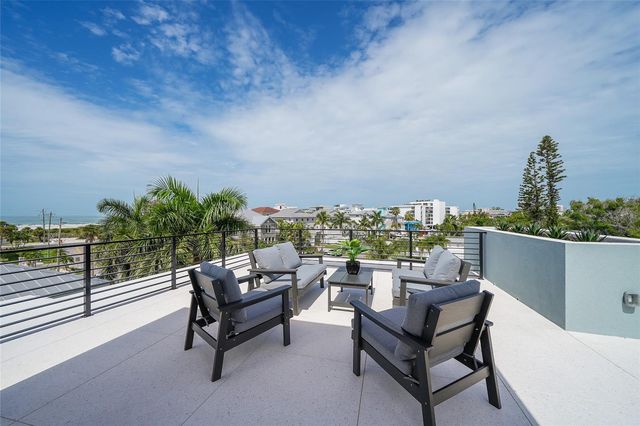 5547 AVENIDA DEL MARE, Sarasota, FL 34242