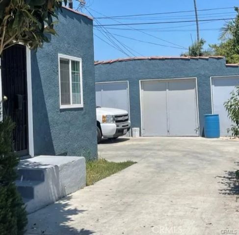 135 E 77th, Los Angeles, CA 90003