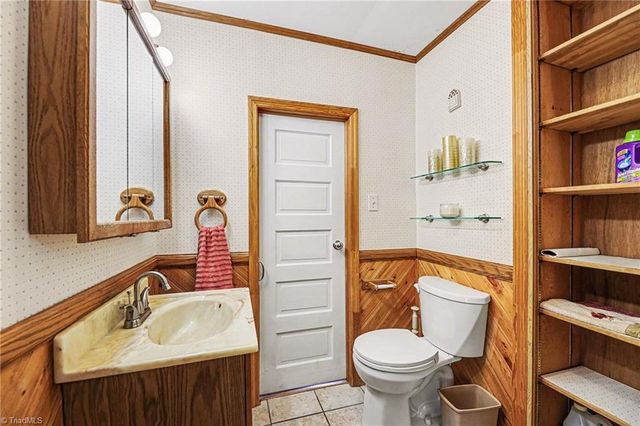 4717 Kernersville Road, Kernersville, NC 27284