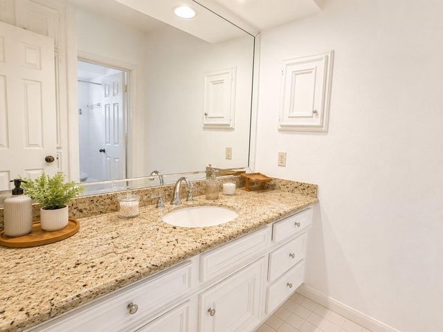 1811 Potomac Dr Drive C, Houston, TX 77057