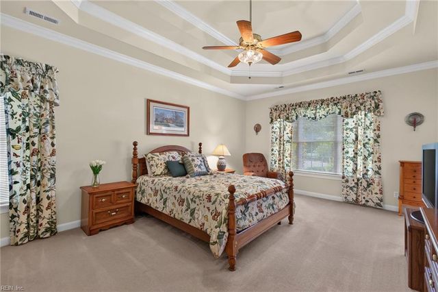 20139 W Magnolia CT, Smithfield, VA 23430