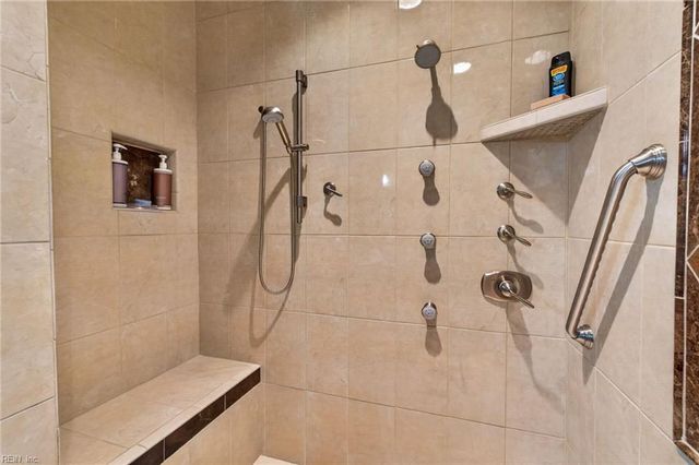 20139 W Magnolia CT, Smithfield, VA 23430