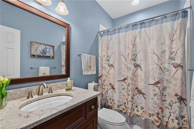 20139 W Magnolia CT, Smithfield, VA 23430