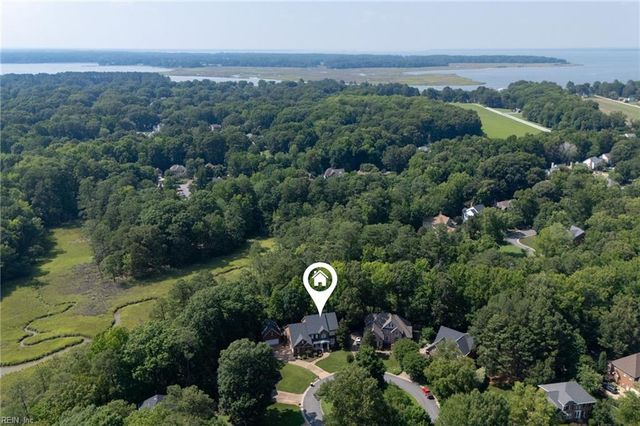 20139 W Magnolia CT, Smithfield, VA 23430