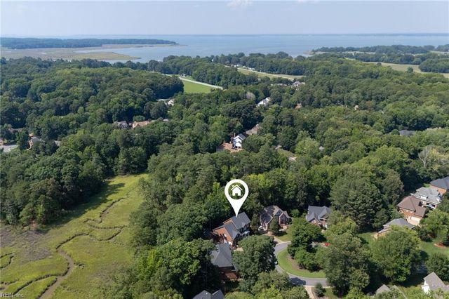 20139 W Magnolia CT, Smithfield, VA 23430