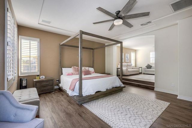 993 Hawthorne Creek Dr, Chula Vista, CA 91914