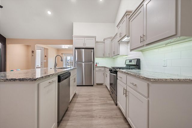 1312 Dover Lane, Wolfforth, TX 79382