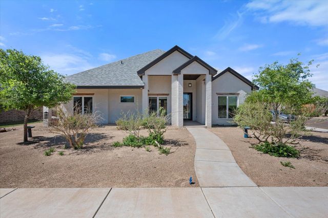 1312 Dover Lane, Wolfforth, TX 79382