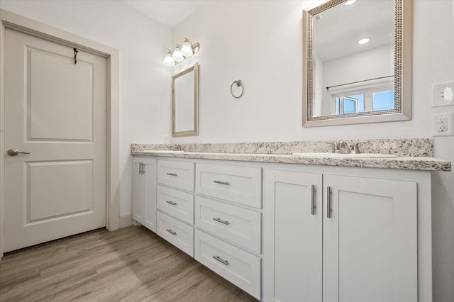 1312 Dover Lane, Wolfforth, TX 79382