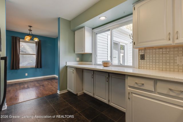 1714 Cooper Avenue, Lansing, MI 48910