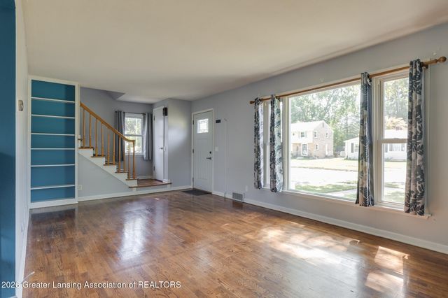 1714 Cooper Avenue, Lansing, MI 48910