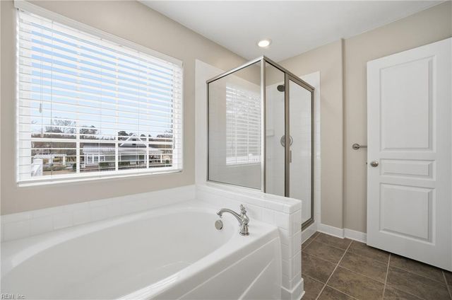 5453 Paperwhite LN, Virginia Beach, VA 23455