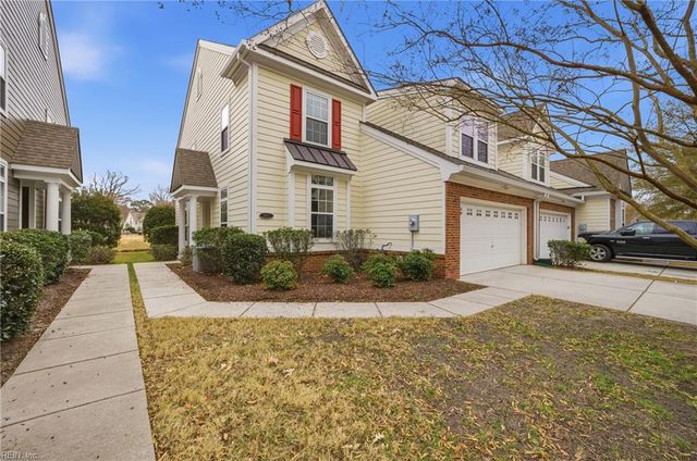 5453 Paperwhite LN, Virginia Beach, VA 23455