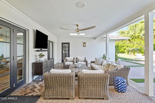 5801 N 70TH Place, Paradise Valley, AZ 85253