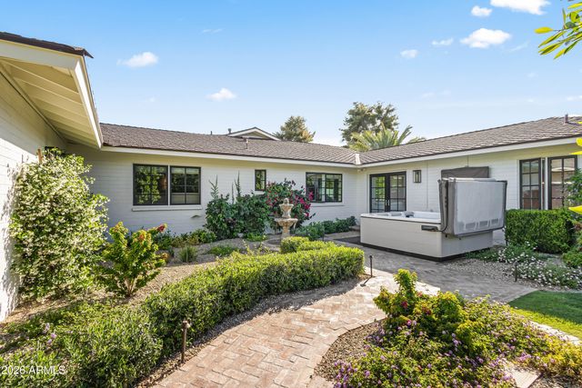 5801 N 70TH Place, Paradise Valley, AZ 85253
