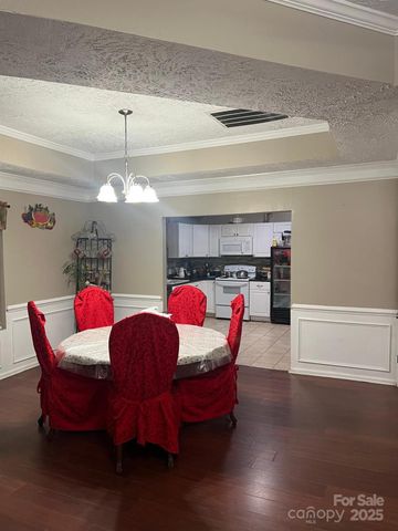 722 Live Oak Street, Shelby, NC 28150