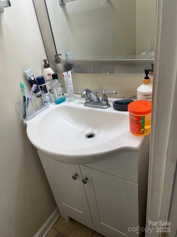 722 Live Oak Street, Shelby, NC 28150