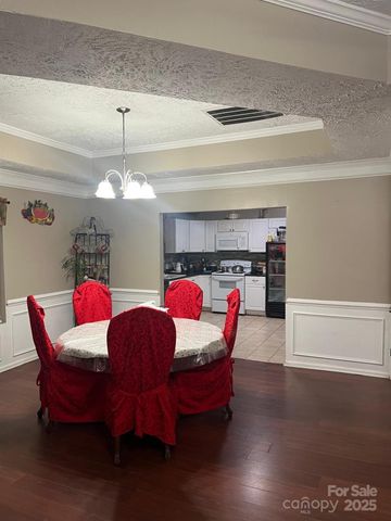 722 Live Oak Street, Shelby, NC 28150