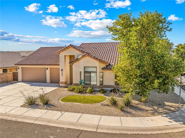 5657 S Chico Lane, Fort Mohave, AZ 86426