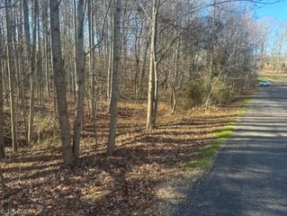 406 Noralin Drive, Winston-salem, NC 27107
