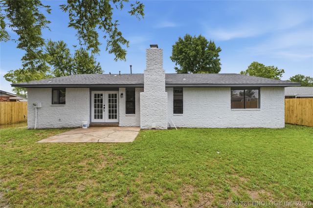 1929 W Urbana Street, Broken Arrow, OK 74012