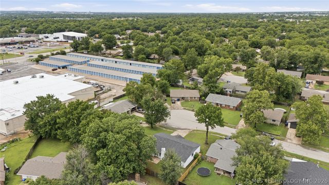 1929 W Urbana Street, Broken Arrow, OK 74012