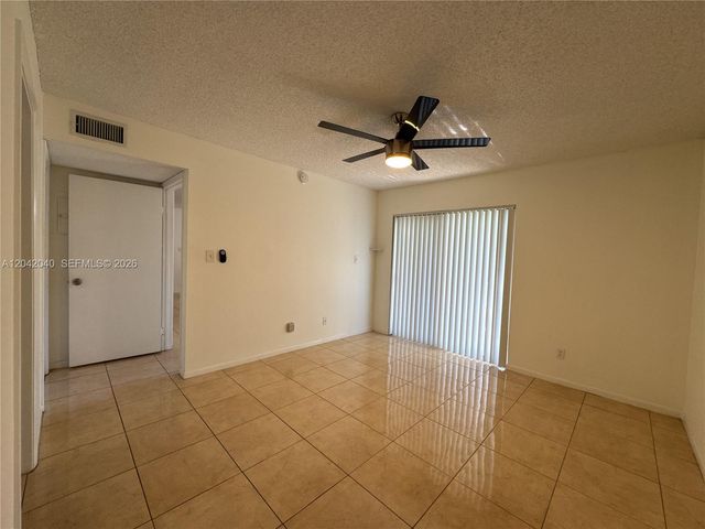 550 S Park Road 188, Hollywood, FL 33021