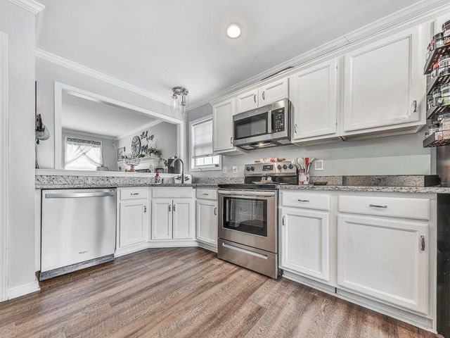 68 Arbor Hills S, Talking Rock, GA 30175
