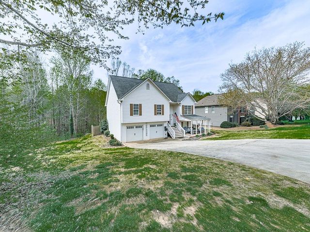68 Arbor Hills S, Talking Rock, GA 30175