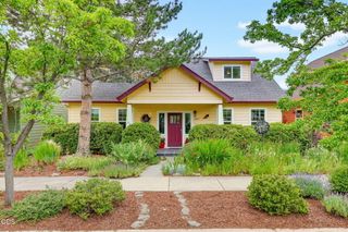 2685 Clay Creek Way, Ashland, OR 97520