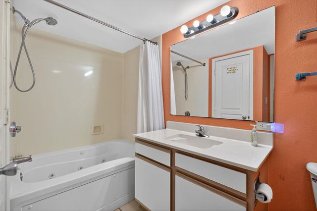 2711 S Ocean Blvd Unit 914, North Myrtle Beach, SC 29582