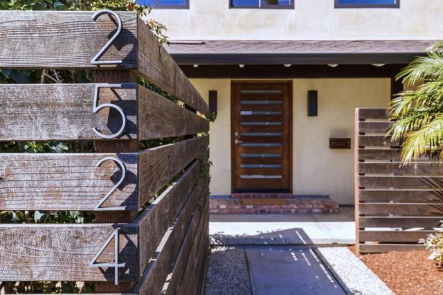 2524 Sun Mor Avenue, Mountain View, CA 94040