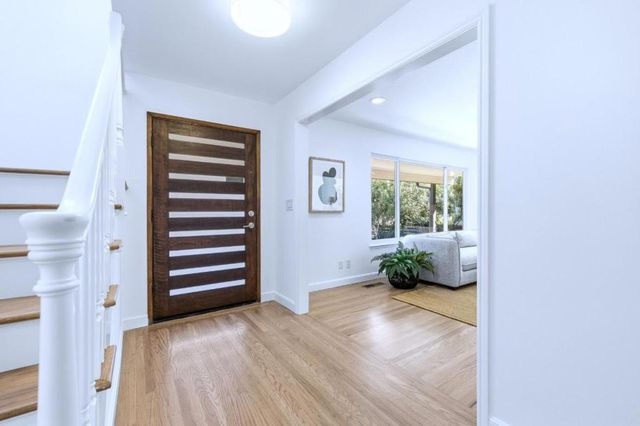 2524 Sun Mor Avenue, Mountain View, CA 94040