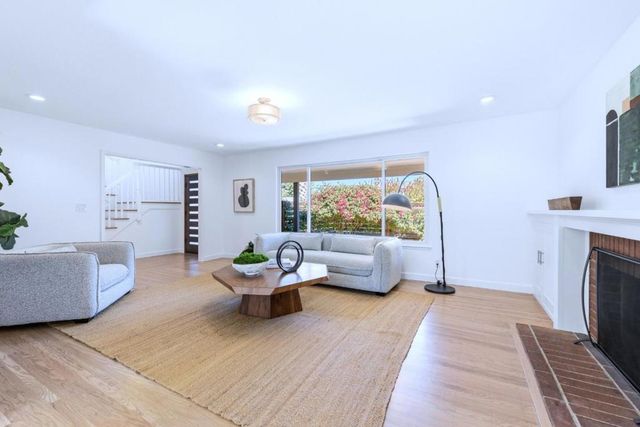 2524 Sun Mor Avenue, Mountain View, CA 94040