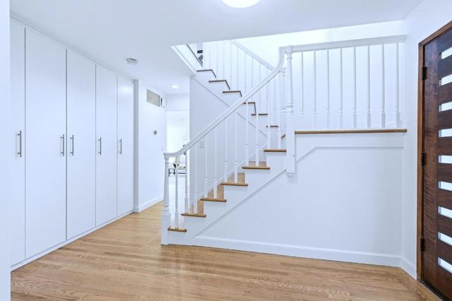 2524 Sun Mor Avenue, Mountain View, CA 94040