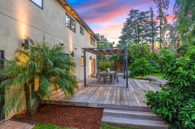 2524 Sun Mor Avenue, Mountain View, CA 94040