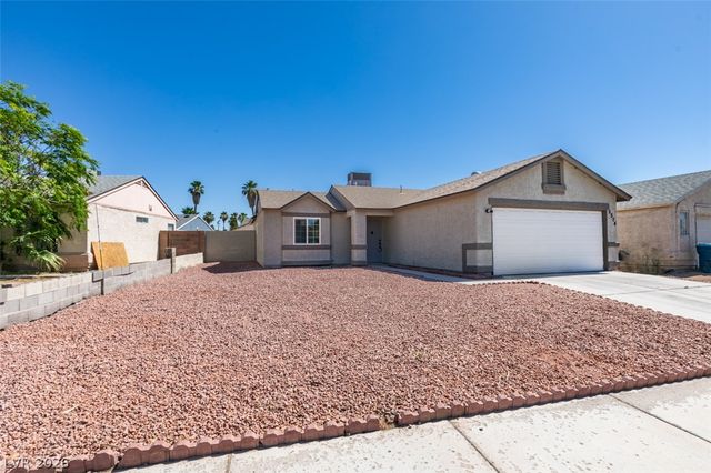 5574 Ballinger Drive, Las Vegas, NV 89142