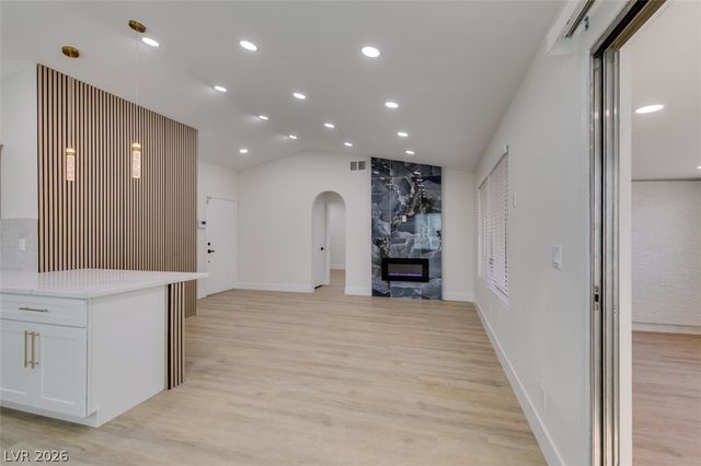 5574 Ballinger Drive, Las Vegas, NV 89142