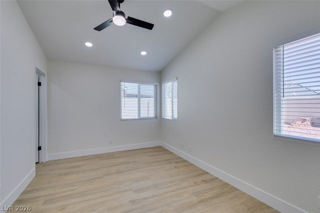 5574 Ballinger Drive, Las Vegas, NV 89142