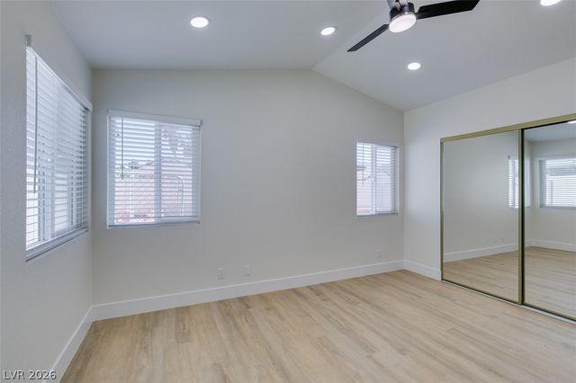5574 Ballinger Drive, Las Vegas, NV 89142