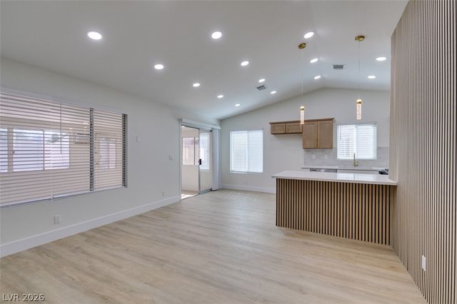5574 Ballinger Drive, Las Vegas, NV 89142