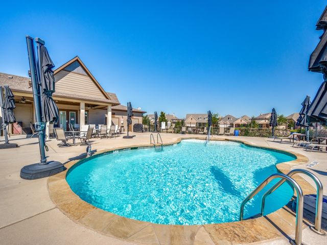 1220 Isabella Lane, Savannah, TX 76227