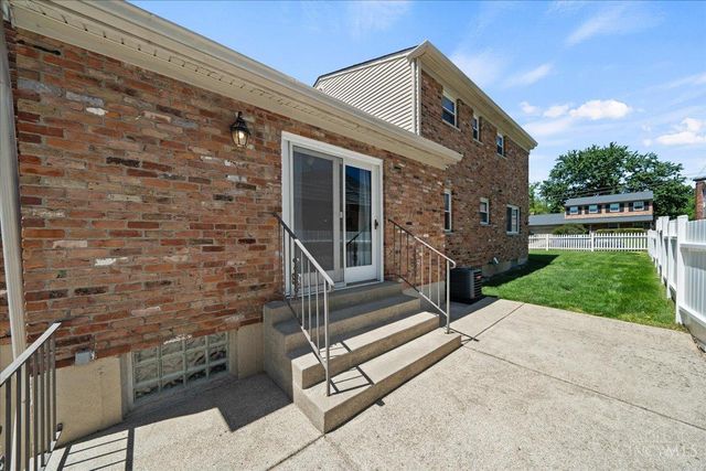 1996 Robinway Drive, Anderson Twp, OH 45230