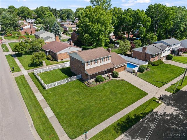 1996 Robinway Drive, Anderson Twp, OH 45230
