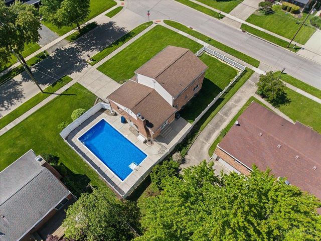 1996 Robinway Drive, Anderson Twp, OH 45230