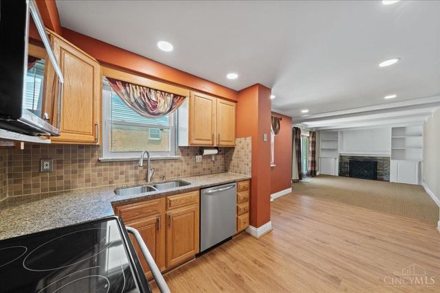 1996 Robinway Drive, Anderson Twp, OH 45230